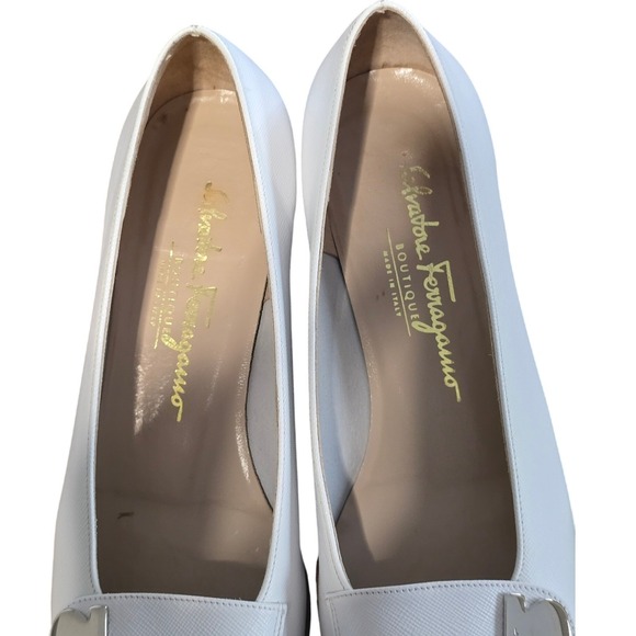 Salvatore Ferragamo White Flats - Picture 6 of 8